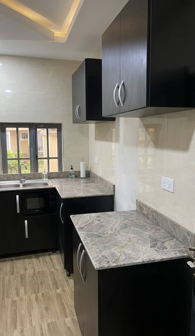 4 Man Unisex Hostel – Onike, Yaba